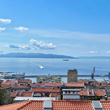 Port Apartment Rijeka Exterior foto